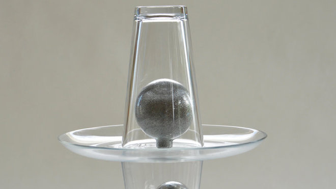 Le serviteur est terminé, vous pouvez soit le garnir de friandises ou comme centre de table en élément décoratif.