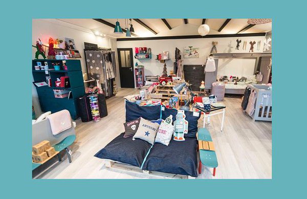 La boutique offre une jolie surface de 57 m², de quoi dénicher le meuble et/ou l’objet déco qui fera, de la chambre de votre enfant, un véritable petit paradis !