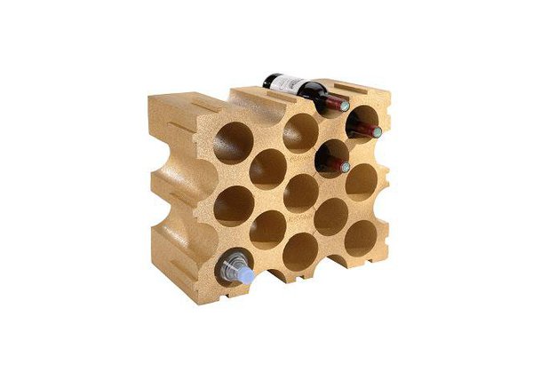 Enfin, On range tout ! vous propose des solutions rangement pour la chambre, la salle de bains, le bureau mais aussi le garage ou la cave. Bel exemple avec ce range-bouteilles gain de place, et modulable, puisqu’il se juxtapose et/ou s’empile, afin de s’adapter, au mieux, à votre espace de vie.