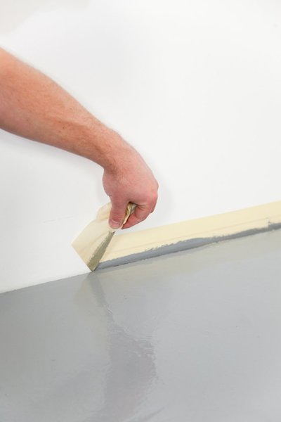 Etape 10 : une fois sec, retirer ruban de masquage.