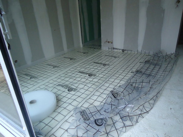 Etape 5 : Mise en place d’un film de protection en polyéthylène.