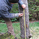 Etape 2 : effectuer le marquage de coupe à plus ou moins 80 centimètres du sol, ce qui représente la hauteur sol / plateau.