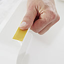 Etape 5-Posez et pressez sur l'envers des accessoires