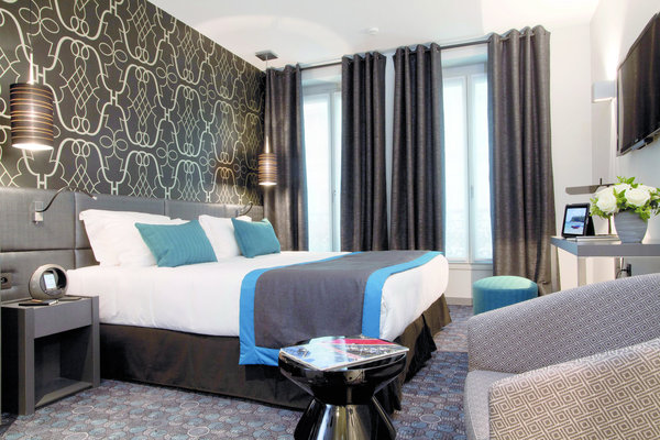 Ambiance des chambres Grey Charron raffiné aux gris perlé et flanelle associé à quelques touches de bleu charron.