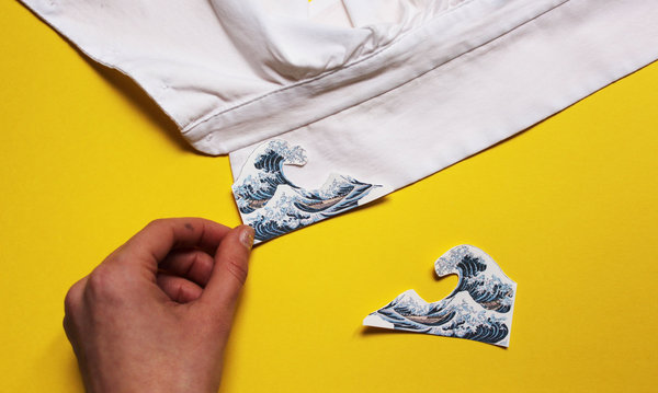 Découpez les motifs au ras de la vague.