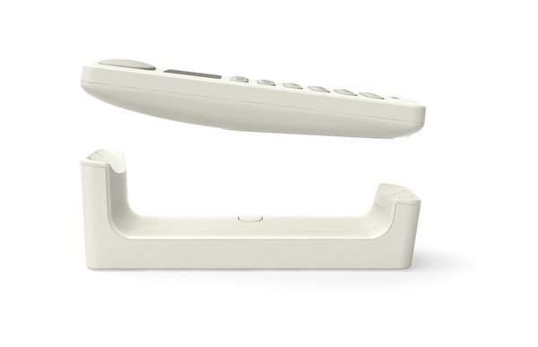 Téléphone et son support pour la marque Punkt.