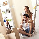 Cartons de petits et grands modèles, avec poignées intégrées pour les charges lourdes, carton penderie pour déménager manteaux, robes et costumes, cartons avec croisillons pour ne briser aucun verre… un déménagement bien préparé évite stress et casse.