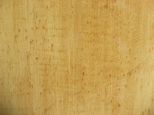 Etape 14 : Effet obtenu après le passage successif de la toile de jute, puis du peigne à faux bois.