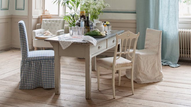 La marque Bemz étend son champ d’action à la création de textiles adaptés à tous les genres de mobilier, comme les chaises Ikea, de l’assise à la hausse intégrale...