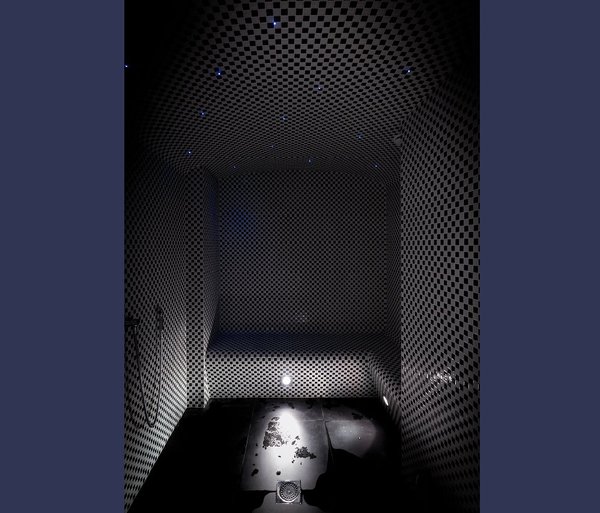 Le spa disponible dans cet hôtel comprend un hammam ultra moderne. Les soins supplémentaires proposés dans cet espace détente durent une heure minimum. Il faudra compter entre 100 et 140 euros pour vous relaxer.