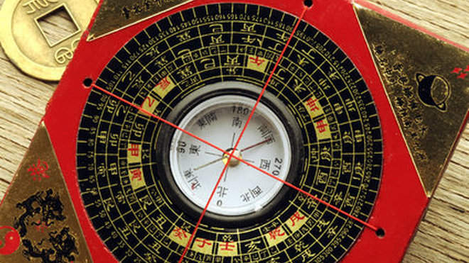 Le Feng Shui s’élabore très méthodiquement suite à l’étude énergétique, structurelle d’une pièce mais aussi en fonction des ressentis de ses occupants. Le Feng Shui s’élabore très méthodiquement suite à l’étude énergétique, structurelle d’une pièce mais aussi en fonction des ressentis de ses occupants.