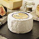 Le chaource tient sa forme des moules servant à sa fabrication ! Ceux-ci sont très hauts, pour permettre à une plus grande quantité de lait de cailler et de s’égoutter naturellement...