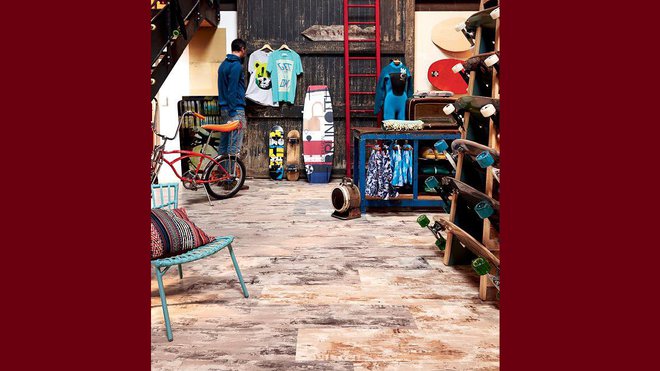 Les revêtements de sol de la gamme Loose-Lay sont originaux et habillent votre sol avec subtilité et qualité. Il faut noter que ces lames peuvent être utilisées pour recouvrir un sol amianté.