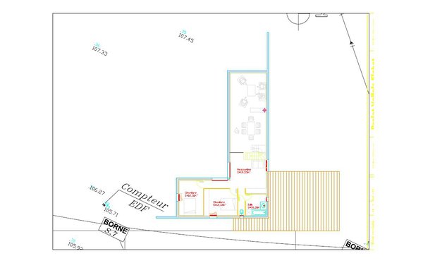 Au second niveau de la maison de l’architecte Mickaël Tanguy, on aménage généralement les chambres. Ici, c’est le domaine des enfants avec un salon très cocooning. Réalisation de l’architecte DPLG, Mickaël Tanguy (ww.tanguy-architecte.com).
