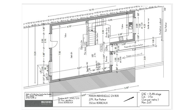 Plan du rez-de-chaussée d’une maison ouverte sur deux niveaux qui profite de la double hauteur. Réalisation Maisons Durables (www.maisons-durables.com).