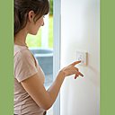 La fonction “mode discret” rend le dispositif silencieux.