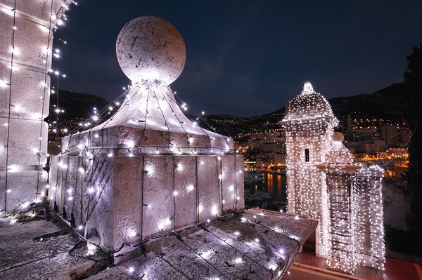 Les plus grandes villes font appel aux bons et loyaux services de Blachère Illumination afin de sublimer les espaces et faire rêver les habitants le temps de quelques semaines...