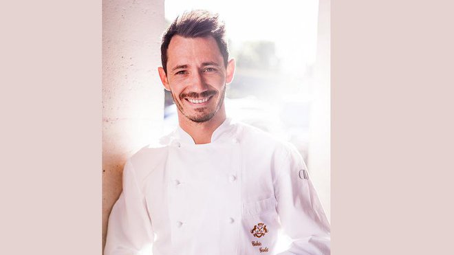 Cédric Grolet, jeune chef pâtissier talentueux des cuisines d’Alain Ducasse au Meurice.