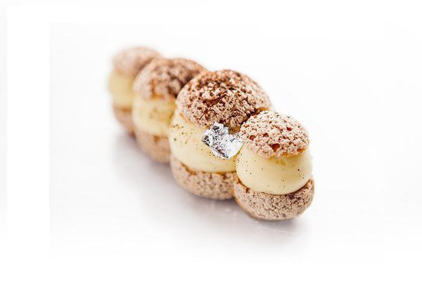 Le Paris-Brest à la façon de Cédric Grolet pour sa collection de pâtisserie Les Parisiennes. De l’authenticité, de l’esthétique et par dessus tout, un goût inégalable.