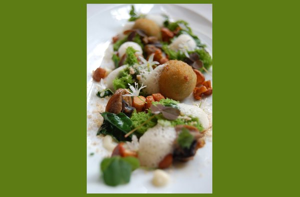 Revu et corrigé par le chef Arnaud Faye, l'escargot de Bourgogne sort de sa coquille.