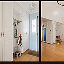 L’entrée a conservé sa porte d’origine en bois et ferronneries d’art. Les nouvelles corniches en staff et les placards à caisson accompagnent la transition vers l’intérieur contemporain de la maison.