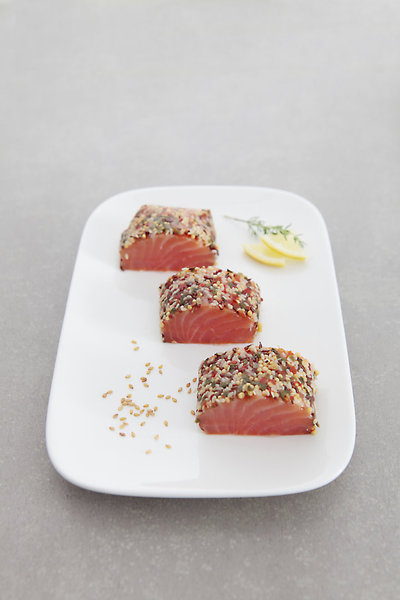 Coeur de filet de  saumon de Norvège parsemé de sésame et épices douces Comtesse du Barry
