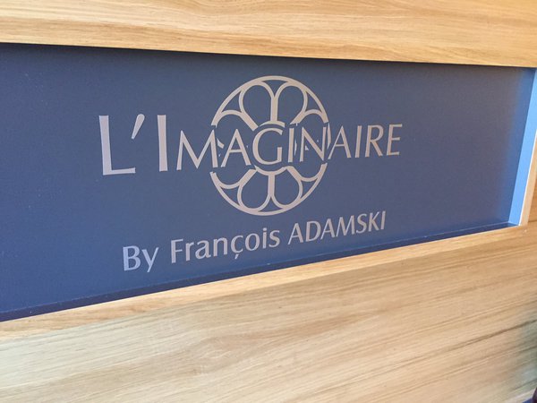 La nouvelle carte est signée par le chef François Adamski, MOF et Bocuse d'or 2001.