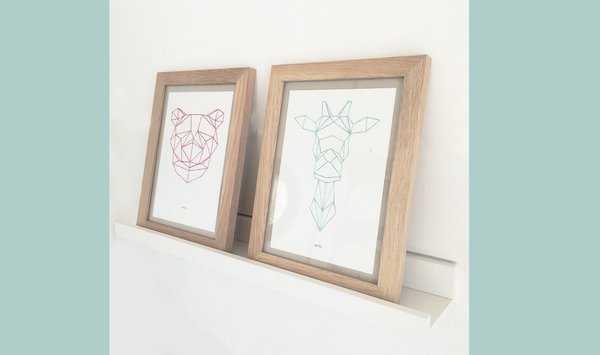 Une autre façon de faire de l’origami, des cartes à broder. 3 modèles au choix, girafe, ours et cerf. Plusieurs couleurs disponibles. 5 €. Cartes à broder. An° so, sur www.annesophieboucard.com