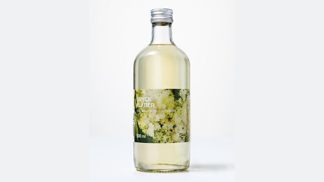 Pour vos cocktails, un sirop de fleur de sureau. 3,50 € la bouteille de 0,5 litre. Dryck Fläder.