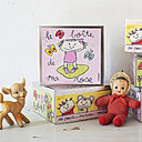 Boîte de ma rose. 21,5 x 23 x 12 cm 25 €. Boîte de ma rose. 21,5 x 23 x 12 cm 25 €.