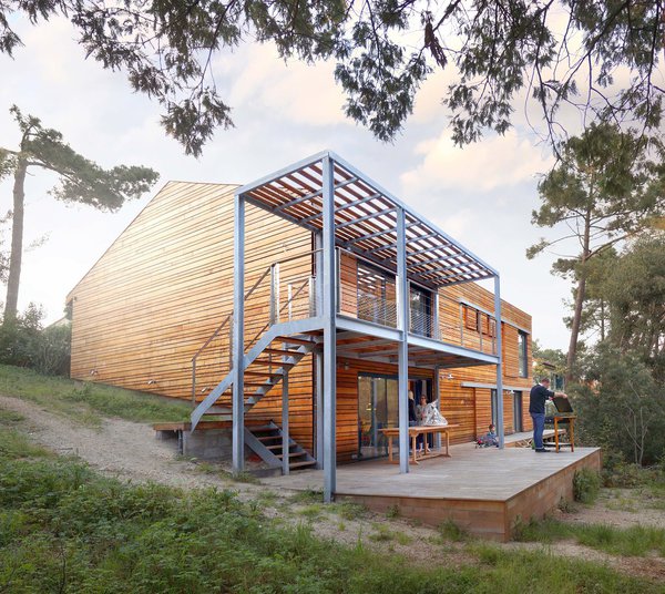 La nouvelle terrasse désolidarisée du bâtiment ne crée pas de pont thermique.