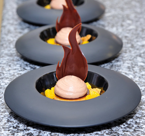 Un dessert à l'assiette Eiffel.