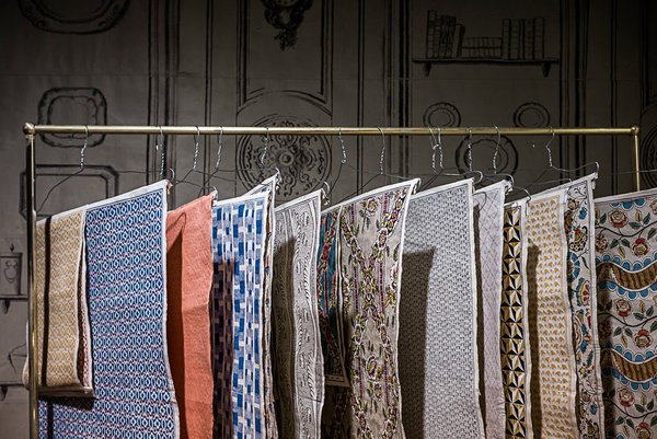 Le nouveau catalogue de motifs sur papier dominoté.