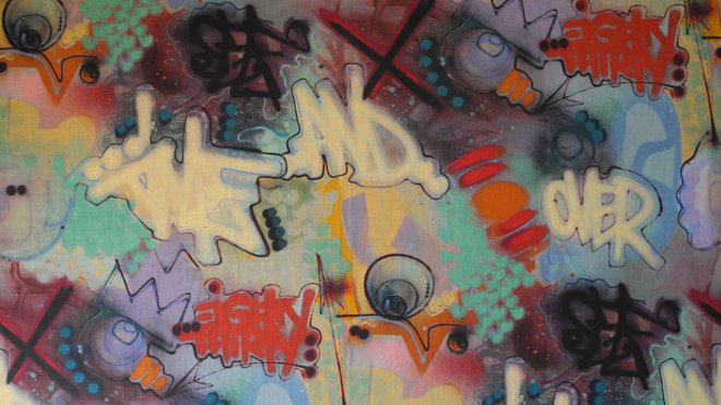 Sous l’impulsion de Pierre, petit-fils du fondateur de la Maison Frey, l’artiste graffeur Toxic a créé un tissu, un papier-peint et un panoramique aux couleurs vives et aux formes abstraites dessinées à la bombe. Une façon de relier la tradition à la modernité du Street Art… Tissu Eighty/Thirty, imprimé sur coton. Sous l’impulsion de Pierre, petit-fils du fondateur de la Maison Frey, l’artiste graffeur Toxic a créé un tissu, un papier-peint et un panoramique aux couleurs vives et aux formes abstraites dessinées à la bombe. Une façon de relier la tradition à la modernité du Street Art… Tissu Eighty/Thirty, imprimé sur coton.