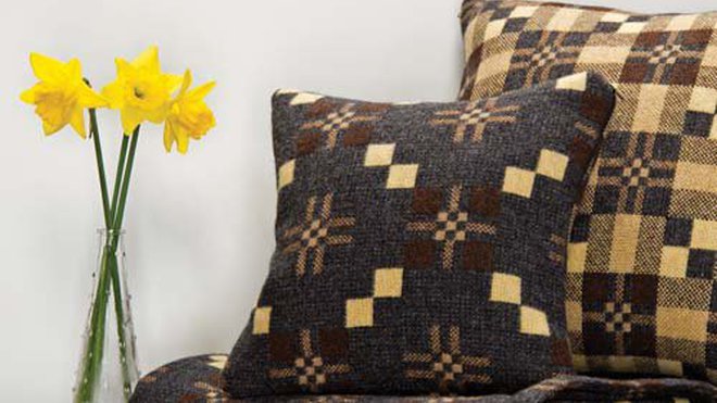 Coussins et couverture de Melin Tregwynt pour la St David's Day Coussins et couverture de Melin Tregwynt pour la St David's Day