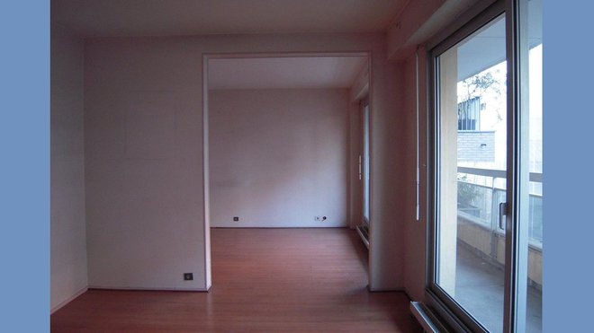 Avant : la chambre et le salon-salle à manger d’origine et cloisonnés.