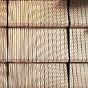 Outre une fonction de protection des ouvrages anciens et fragiles, les clapets possèdent un design qui fait contrepoids.