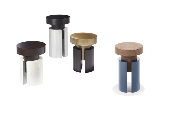 Bois laqué, marbre, inox poli, placage de bois rare… le tabouret Tobias se conjugue de 1001 façons.
