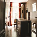 Le sur-mesure fait partie intégrante des propositions de Philippe Hurel, tant pour un dressing entièrement pensé pour le client final que pour concevoir l’ensemble du mobilier d’un bar de grand hôtel ou d’un yacht destiné à voguer sur toutes les mers du globe.