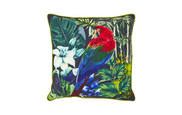 Éclatantes : les couleurs et les motifs de feuillages ou d’oiseaux exotiques parent ce tissu d’un parfum enchanteur…. Coussin, Parrot, imprimé sur coton, 21,99 €, chez 4 Murs.