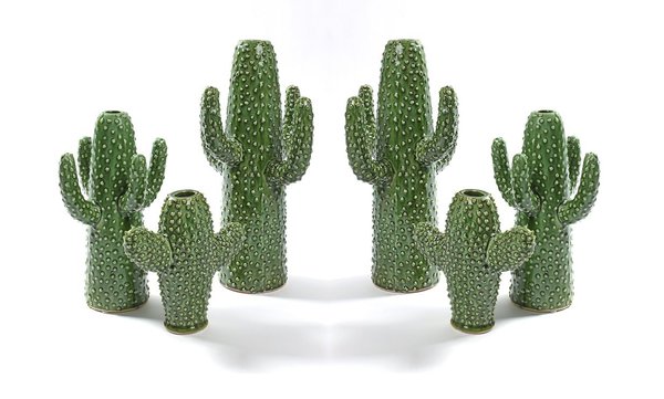 Qui s’y frotte s’y pique : rassurez-vous, ces cactus, un brin kitsch, sont inoffensifs et décoratifs ! Vases en céramique, trois tailles à partir de 19,80 €, Madeleine &amp;amp;amp;amp;amp;amp;amp;amp;amp; Gustave.