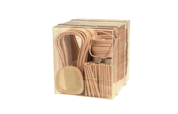 Ce modèle de démonstration d'une caisse de transport avec 36 chaises Thonet N° 14, est une création anonyme de 1986. Elle représente les prémices de la production en série et des débuts de la fabrication en kit à la fin du XIXème siècle. Ils ont été mis au point par Michael Thonet pour réduire les coûts de production et de transport, alors qu’il inventait aussi le bois étuvé et courbé par la chaleur. Collection Alexander von Vegesack.