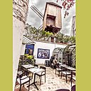 La terrasse idéale pour profiter des beaux jours.