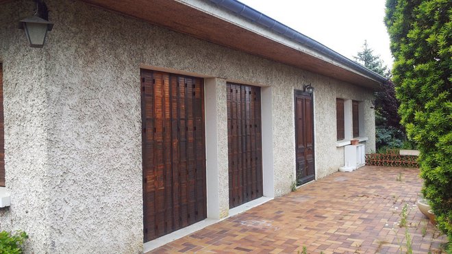 La maison avant travaux, un pavillon des années 1970.