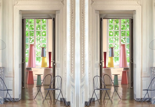 La collection Ankara 2009 compose une ligne de 5 tables indoor, dont 3 ont été initialement conçues pour l'institut Français de Turquie d'Ankara. Revisitées dans une version tout métal et enrichies de deux modèles inédits, elles sont déclinées dans 11 couleurs empruntées au cercle chromatique de la designer Constance Guisset. Edition Matière Grise.