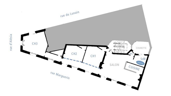 Avant les travaux : un plan malcommode avec des pièces en enfilade, une cuisine verrue et un manque important de rangement.