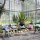 Coussins de la collection Histoires Naturelles qui évoque le monde minéral, animal et végétal.