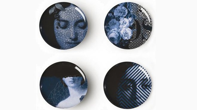 Narratives. Elles racontent l’histoire, inspirée du film portugais « Val Abraham » d'Oliveira, et du personnage d'Ema. Set de 4 assiettes Osorio, création Benoît et Rachel Convers, 60 € les quatre, Ibride. Narratives. Elles racontent l’histoire, inspirée du film portugais « Val Abraham » d'Oliveira, et du personnage d'Ema. Set de 4 assiettes Osorio, création Benoît et Rachel Convers, 60 € les quatre, Ibride.