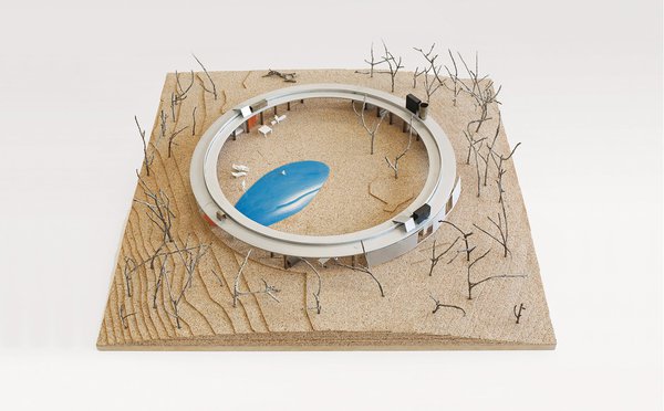 Le toit de la Solo Office est supporté par 4 ensembles de colonnes, dont chacun forme un volume plus ou moins abrité.