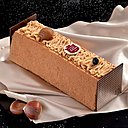 A gauche, la Bûche Marrons de Collobrières, et à droite la Bûche Castel.